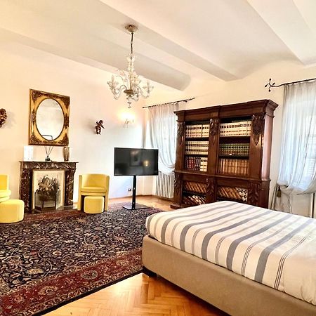Comecasa Alfieri Elegant Apartment Асті Екстер'єр фото