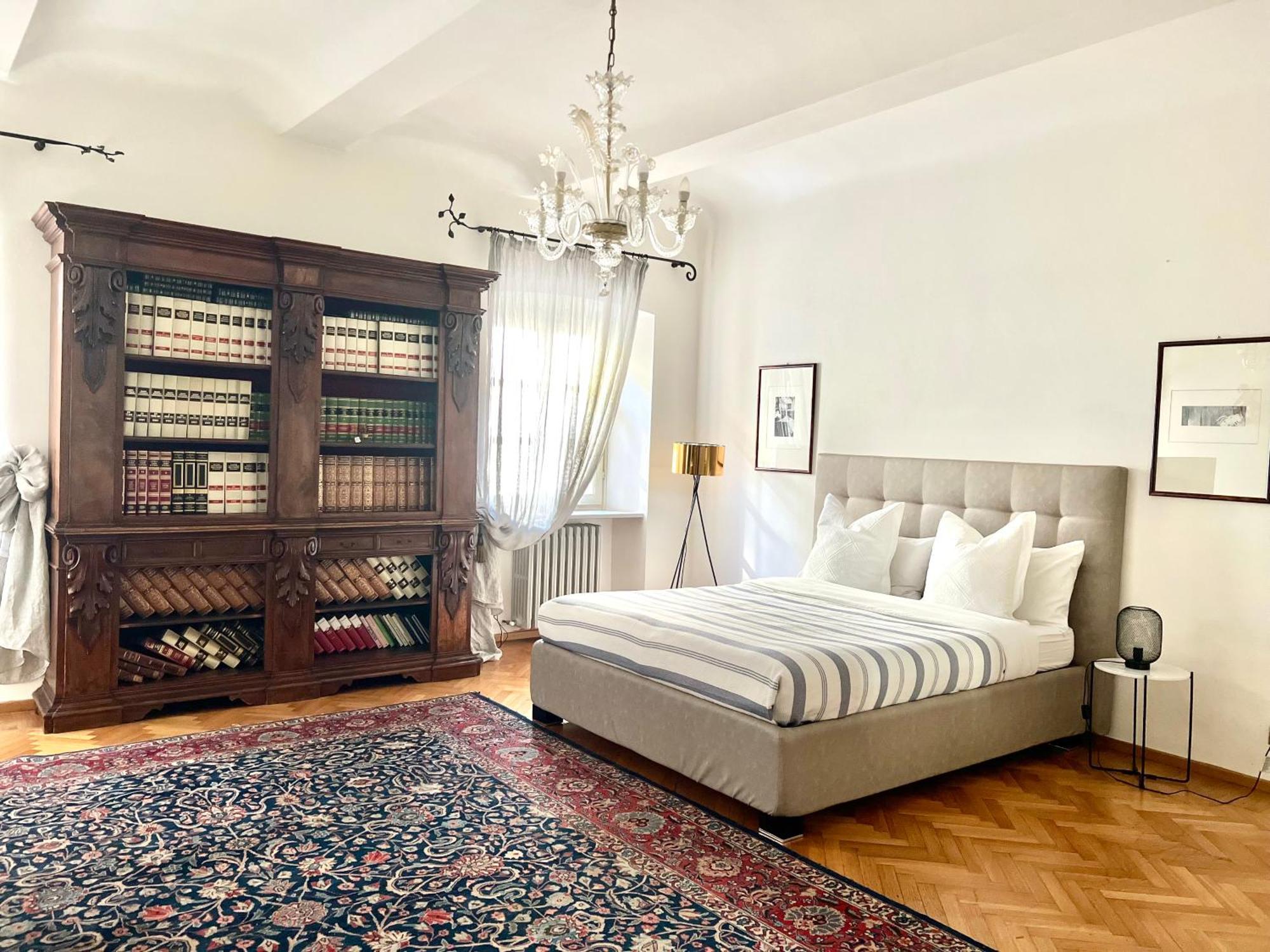 Comecasa Alfieri Elegant Apartment Асті Екстер'єр фото